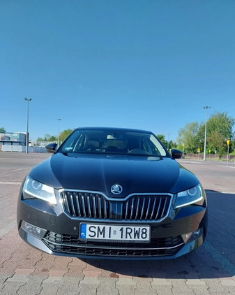 Skoda Superb cena 73900 przebieg: 182500, rok produkcji 2016 z Mikołów małe 46